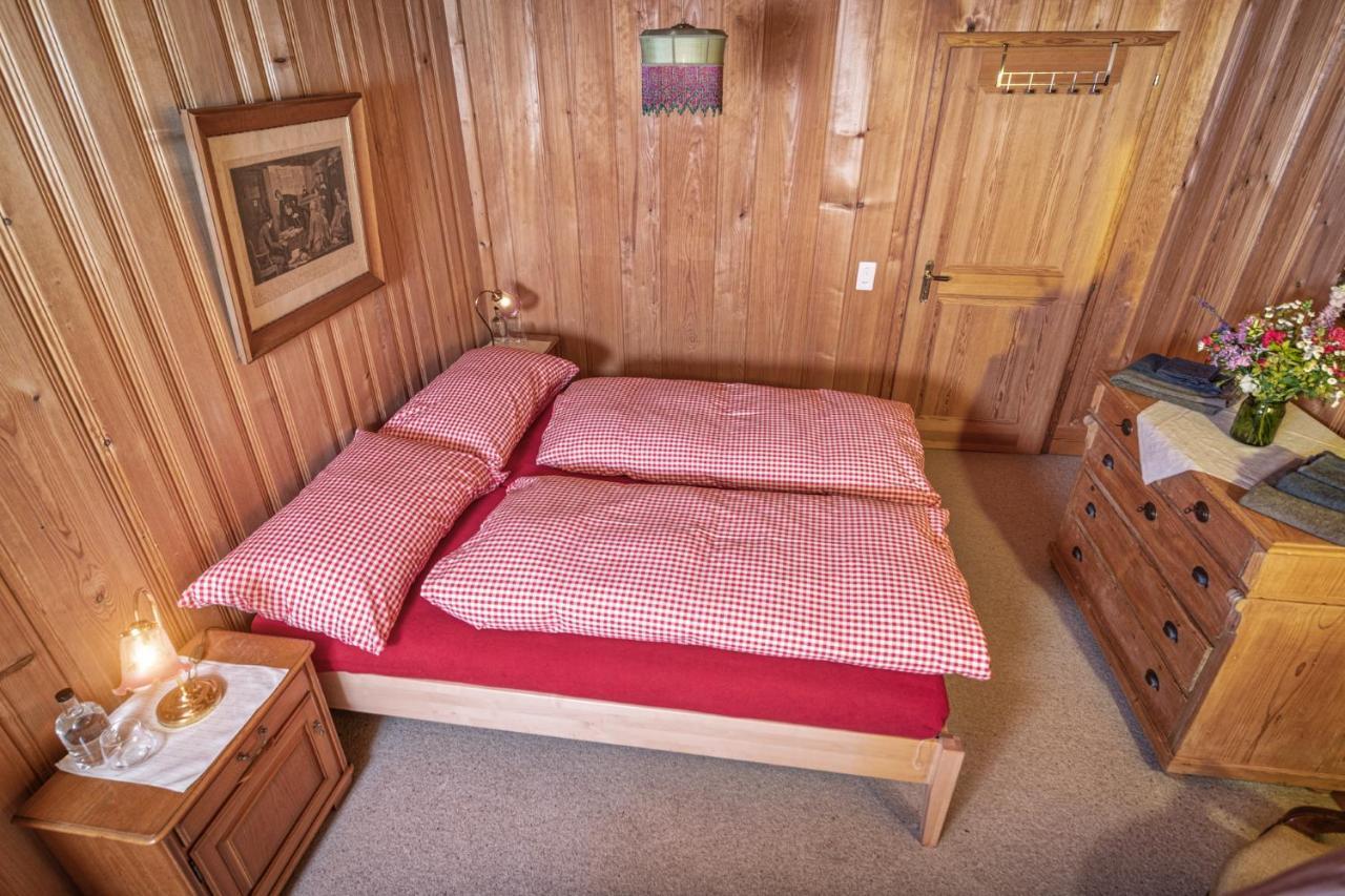 Bnb Deheimelig Huttwil Exteriör bild