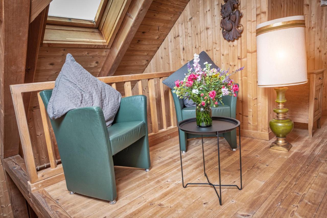 Bnb Deheimelig Huttwil Exteriör bild